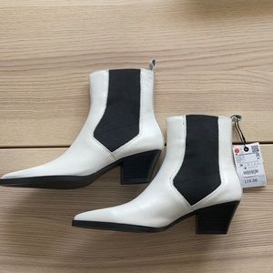 Zara White Bootie